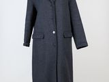 un manteau bleu foncé sur un mannequin, un mannequin, un mannequin, un mannequin, un mannequin, un mannequin, un mannequin, un mannequin, un mannequin, un mannequin, un mannequin, un mannequin, un mannequin, un mannequin, un mannequin, un mannequin, un mannequin, un mannequin, un mannequin, un mannequin, un mannequin, un mannequin, un mannequin, un mannequin, un mannequin, un mannequin, un mannequin, un mannequin, un mannequin, un mannequin, un mannequin, un mannequin,