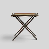 Table-plateau de majordome en bois naturel. (photo 3)