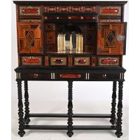 CABINET ANVERSOIS LOUIS XIII en écaille, bois de placage et … (photo 2)