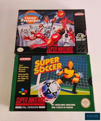 deux jeux vidéo posés sur une table