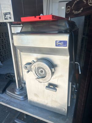 a machine that is sitting on top of a table