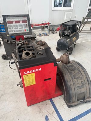 Equilibreuse de Roues LAUNCH KWB-402