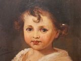 une peinture à l'huile représentant une jeune fille vêtue d'une robe blanche et d'un chapeau noir