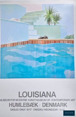 une photo d'une affiche représentant une piscine dans un musée