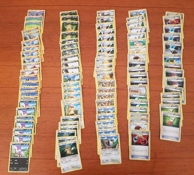 POKEMON - 101 Cartes noire et blanc de base Inclus un plus g…