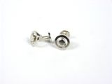 paire de boutons de manchette en argent ornés d'un motif en spirale noir et blanc