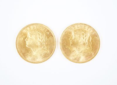deux souverains d'or, l'un à l'effigie d'une femme et l'autre couronné