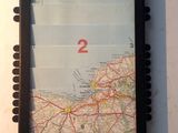 une photo d'une tablette sur laquelle figure une carte