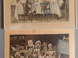 deux photos d'un chat assis à une table et d'un chat assis à une table