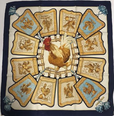 une image représentant un foulard carré orné d'un coq