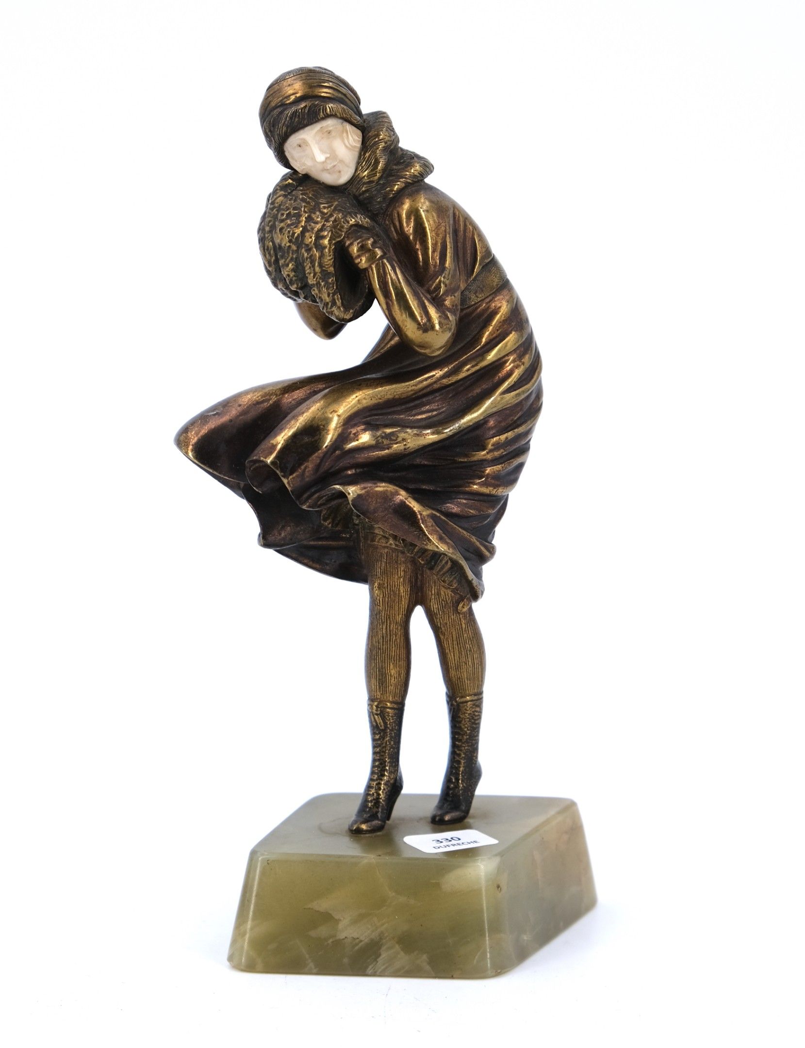 Objets d'art & Curiosités