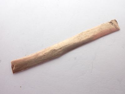 Elément en or, poids 4,5g - Photo 1