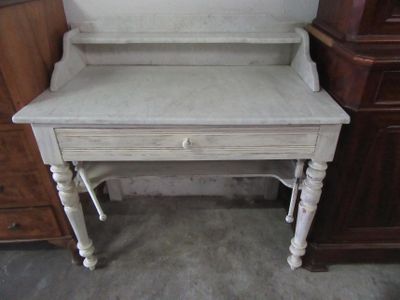 MEUBLE DE TOILETTE DESSUS MARBRE EN BOIS LAQUE - 105x1…