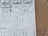 une photo d'une boîte en carton sur laquelle figure un dessin