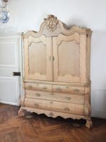 BUFFET HOLLANDAIS en chêne clair sablé de forme chantournée … (photo 3)