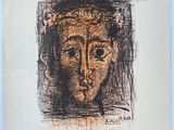 l'image d'un dessin du visage d'une femme sur un morceau de papier