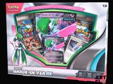 une photo d'une boîte contenant des cartes Pokémon