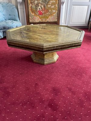 octagonal coffee table in the style of a hexagonal table