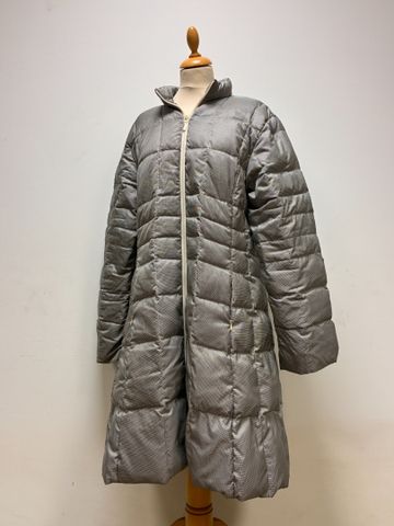 MONCLER : doudoune polyester garnie duvet taille 40