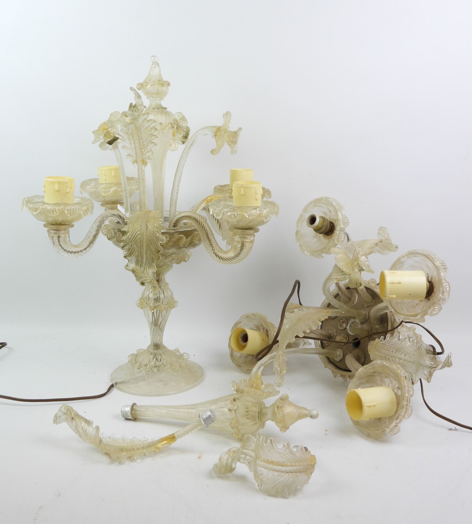 MURANO - Paire de girandoles en verre à quatre bras de lumiè…