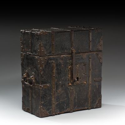 ITALIE, XVIème. Rare coffret à calice et ciboire recouvert d… - Photo 1