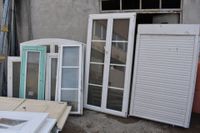 Lot de menuiseries, 2 portails, moteur, PVC, volets roulants (photo 3)