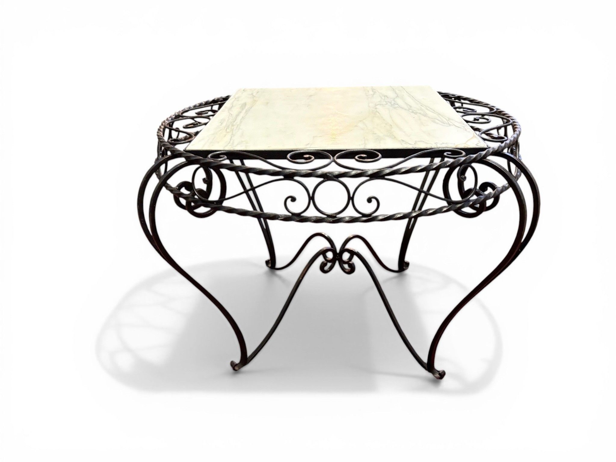 Objets d'art & Curiosités