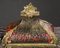 Cartel d'applique de forme violonné et son cul de lampe (photo 2)