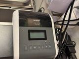 an image of a machine that is sitting on a counter