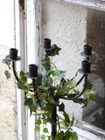 VINGT-ET-UN chandeliers en métal laqué noir à cinq bras de l… (photo 3)