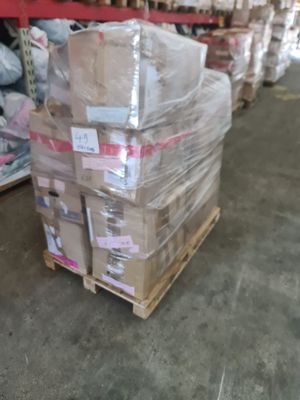 Palette de chaussures d'occasion – 120 kg.