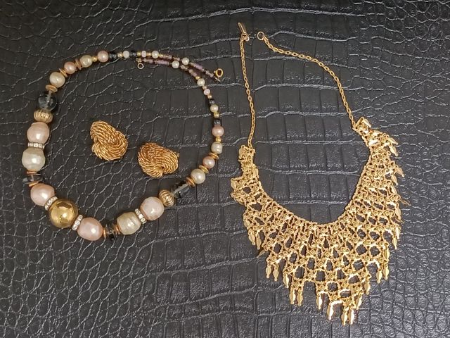 Collier tour de cou doré, collier en perles blanches fantaisie et