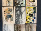 beaucoup de vieilles bandes dessinées exposées sur une table