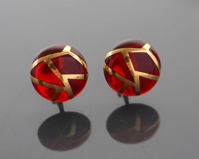 Paire de clips en or jaune 18K 750 millièmes de forme ronde …