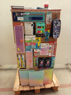 lot de 3 cartons de fournitures scolaire et bureautique comp…