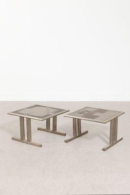 paire de tables d'appoint modernes du milieu du siècle, en chrome et en verre