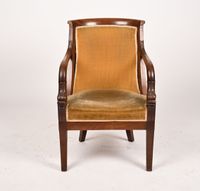 Fauteuil gondole en acajou et placage d'acajou, les accotoir…