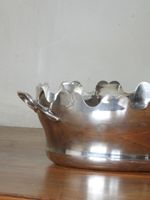 REUNION DE DEUX RAFFRAICHISSOIRS en métal argenté de forme o… (photo 2)