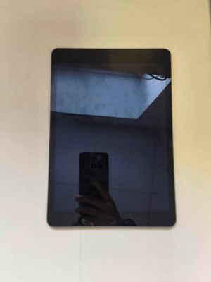 IPAD A2197 n° de série : DMPCW432MF3M