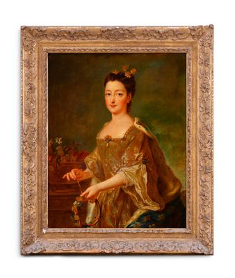 portrait d'une femme en robe verte, tenant une fleur à la main