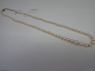 Collier de perles de culture en chute, fermoir or, longueur 51cm - Photo 1