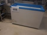 une photo d'une grosse machine dans une usine