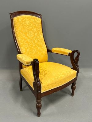 FAUTEUIL Voltaire en acajou et placage d'acajou, supports d'…