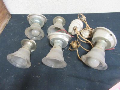 Lot DE Spots D'Atelier 20 - 30 Euro