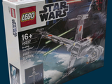 une boîte contenant un ensemble Lego Star Wars « TIE Fighter »