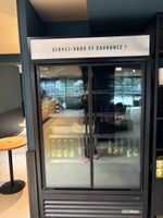 Vitrine à boissons TRUE modèle TUM deux portes/ R290