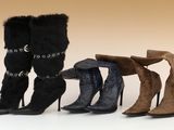 trois paires de bottes à talons hauts pour femme, ornées de fourrure