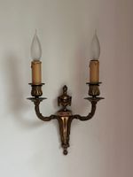 PAIRE D'APPLIQUES en bronze doré à deux bras de lumière, fût…