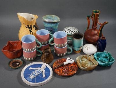 Lot de CERAMIQUES comprenant vases, pichets, tasses, etc. (petits écla - Photo 1