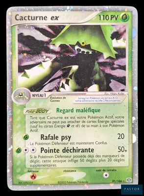 carte Pokémon représentant un personnage Pokémon vert et noir